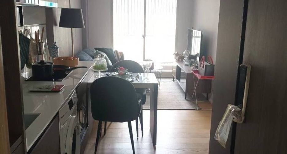 For sale 1 bed condo in Phaya Thai, Bangkok