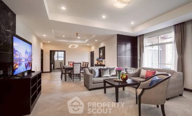 For rent 3 bedrooms apartment in Watthana, Bangkok