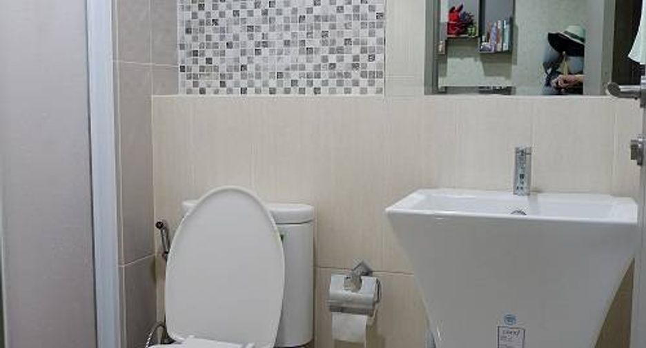 For sale 1 bed condo in Huai Khwang, Bangkok