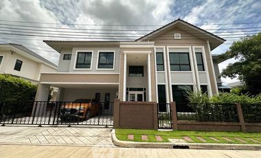 For sale 4 bedrooms house in Sai Mai, Bangkok