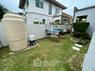 Casa en venta de 3 habitaciones en Phra Samut Chedi, Samut Prakan