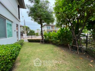Casa en venta de 3 habitaciones en Phra Samut Chedi, Samut Prakan
