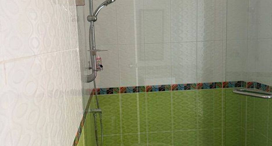 For rent 3 bedrooms townhouse in Bang Lamung, Chonburi