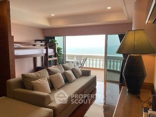 For rent 3 bedrooms condo in Bang Lamung, Chonburi