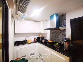 Продажа 3 спальни таунхаус в Банг Кхае, Бангкок