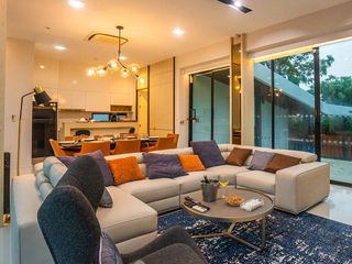 For rent 4 bedrooms villa in Na Jomtien, Pattaya