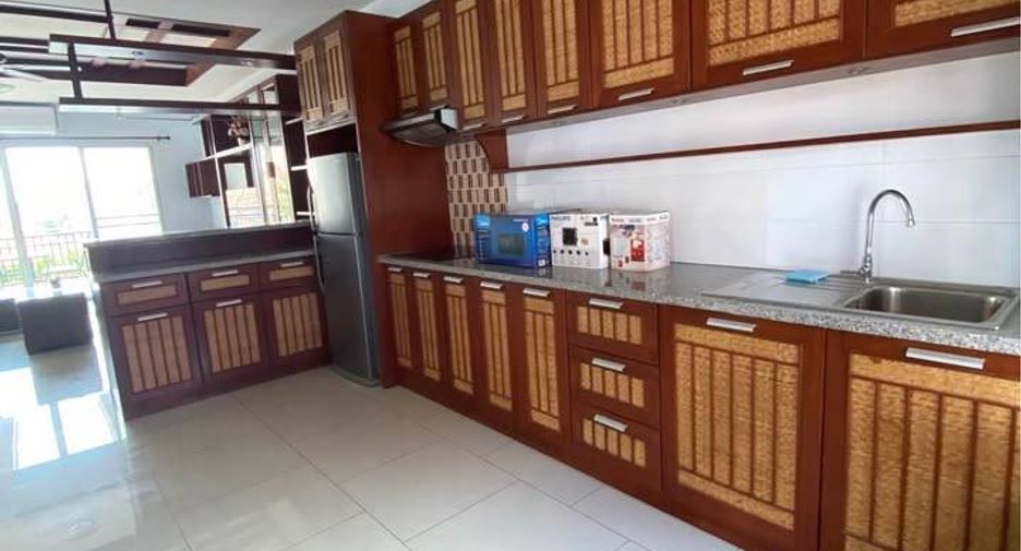For rent 5 bedrooms house in South Pattaya, Pattaya