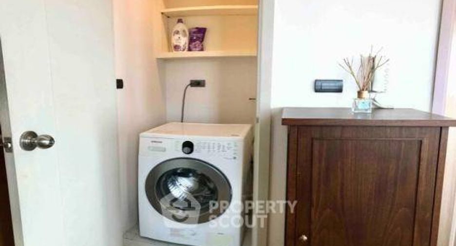 For sale 1 bed condo in Khlong San, Bangkok