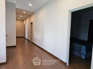 For sale 5 bedrooms house in Saphan Sung, Bangkok