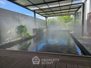 For sale 5 bedrooms house in Saphan Sung, Bangkok