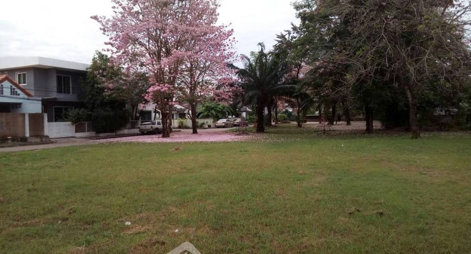 For sale 2 bedrooms house in Saphan Sung, Bangkok