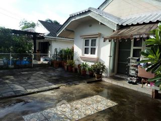 For sale 2 bedrooms house in Saphan Sung, Bangkok
