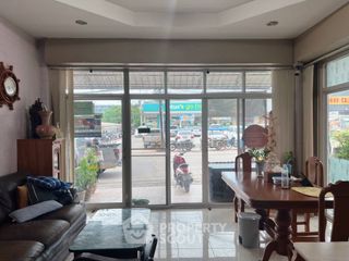 For sale 2 ベッドルーム townhouse in Bang Saray, Pattaya