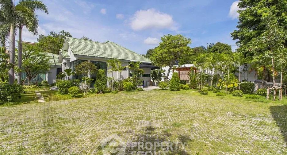 Villa en alquiler de 4 habitaciones en East Pattaya, Pattaya