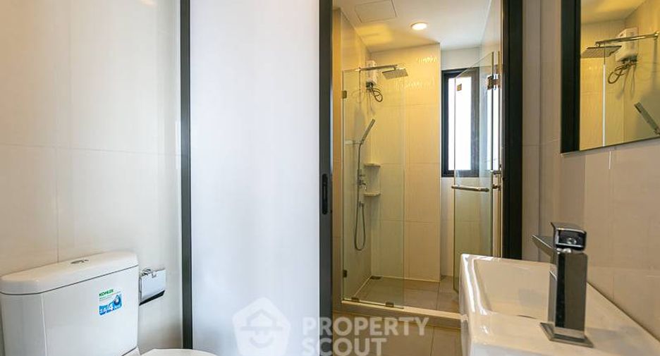 For sale 1 bed condo in Huai Khwang, Bangkok