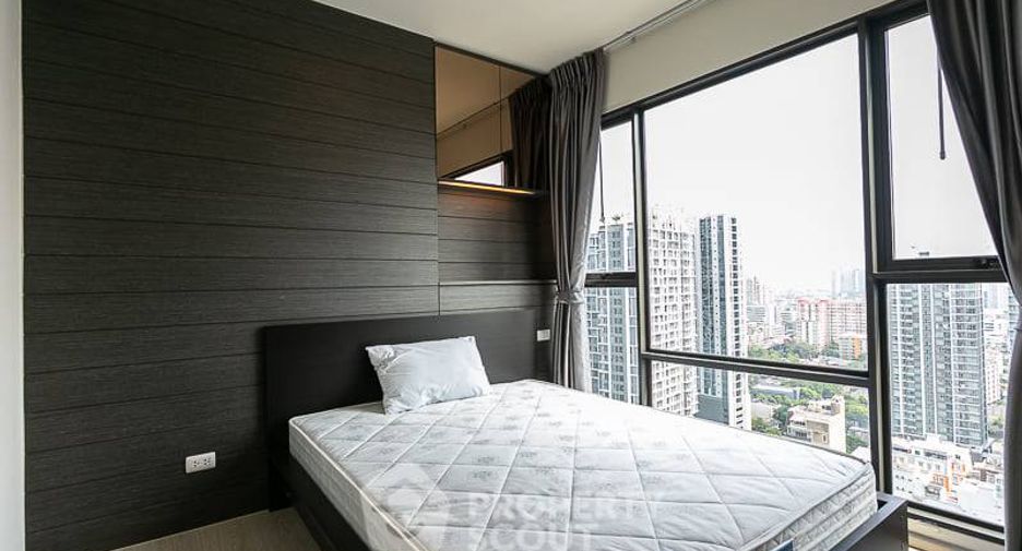 For sale 1 bed condo in Huai Khwang, Bangkok