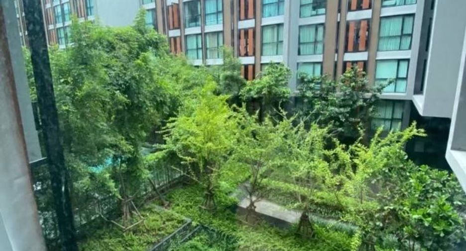 For sale 2 bedrooms condo in Khlong Toei, Bangkok