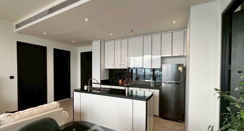 For rent 2 bedrooms condo in Khlong San, Bangkok