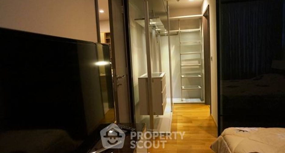 For sale 2 bedrooms condo in Khlong Toei, Bangkok