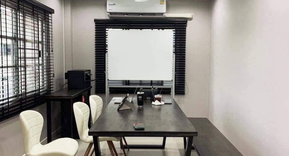 For rent and for sale 2 bedrooms townhouse in Bang Lamung, Chonburi