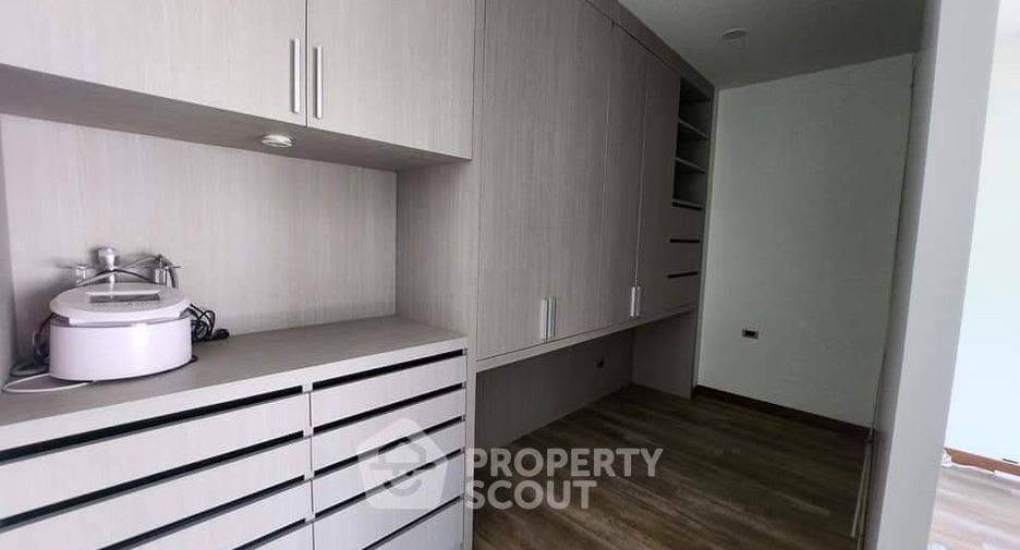 For sale 3 bedrooms house in Huay Yai, Pattaya