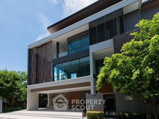 For sale 5 bedrooms house in Lak Si, Bangkok