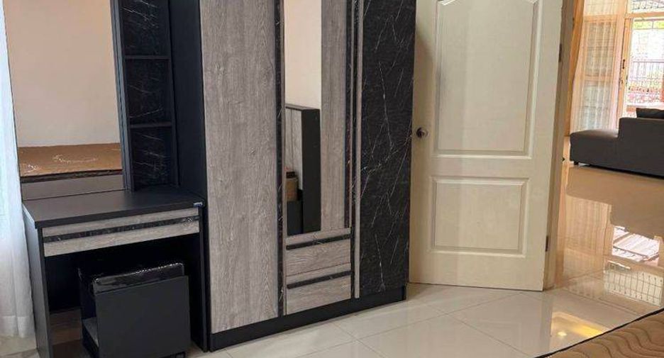 For rent 3 bedrooms house in East Pattaya, Pattaya