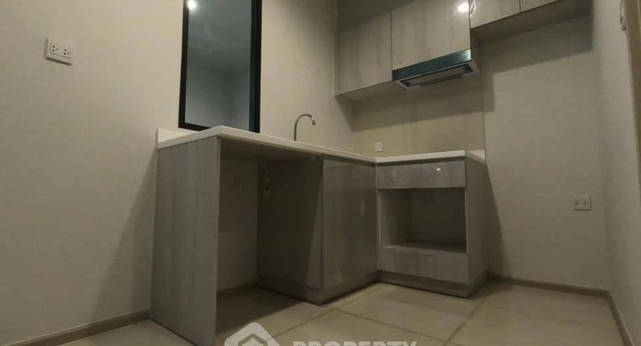 Продажа 1 кровать кондо в Патхум Щан, Бангкок