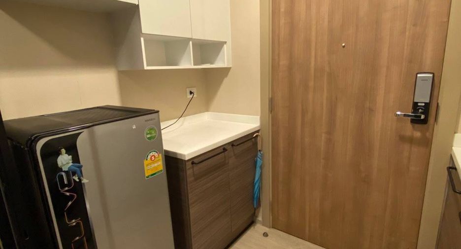 For sale 1 bed condo in Huai Khwang, Bangkok