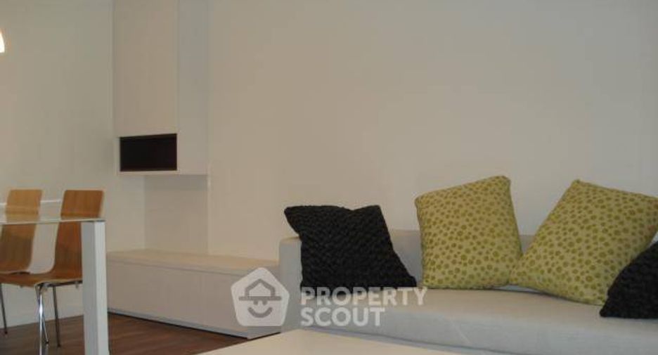 For sale 1 bed condo in Phra Khanong, Bangkok