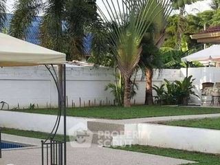 À vendre 4 chambres maison à Huay Yai, Pattaya