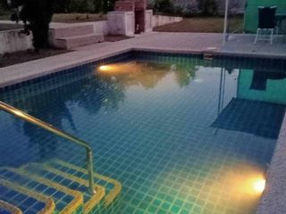 À vendre 4 chambres maison à Huay Yai, Pattaya