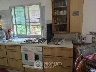 À vendre 4 chambres maison à Huay Yai, Pattaya