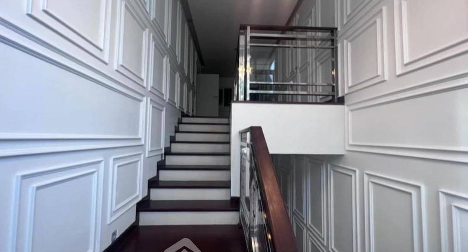 Haus zur Miete und zum Kauf mit 4 Zimmer in East Pattaya, Pattaya