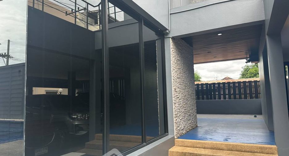 Haus zur Miete und zum Kauf mit 5 Zimmer in East Pattaya, Pattaya
