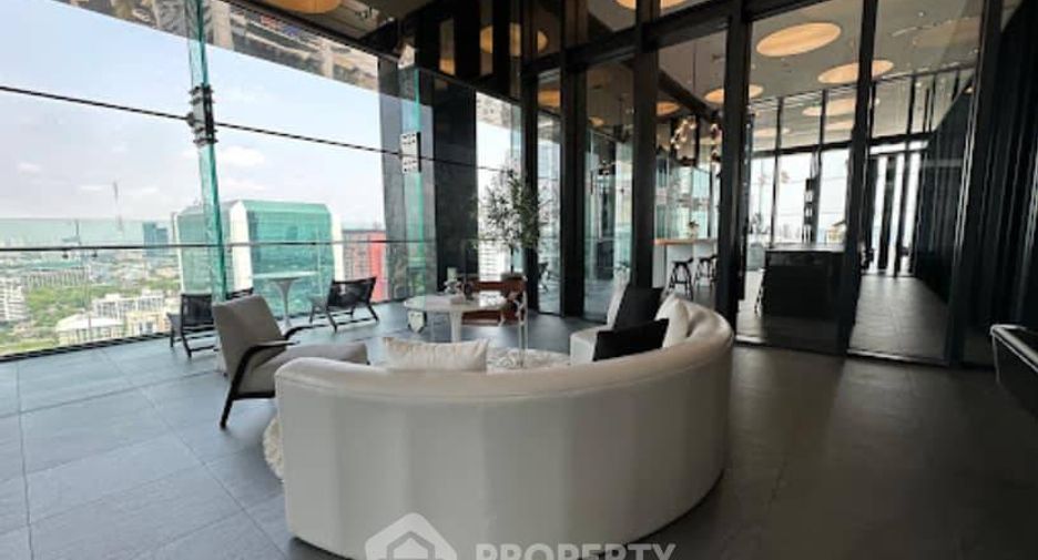 For rent 1 bed condo in Phaya Thai, Bangkok