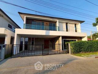 For rent 5 bedrooms house in Don Mueang, Bangkok