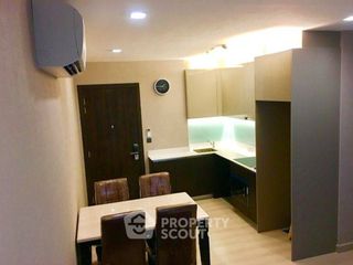 For rent 2 bedrooms condo in Phaya Thai, Bangkok