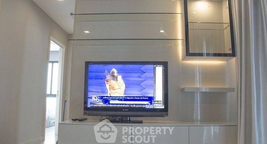 For rent 2 bedrooms condo in Phaya Thai, Bangkok