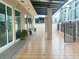 For rent 2 bedrooms townhouse in Bueng Kum, Bangkok