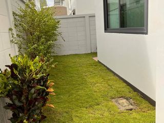 Casa en venta de 4 habitaciones en Si Racha, Chonburi