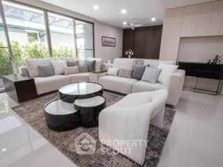 出售 3 卧室 独立屋 在 Saphan Sung, 曼谷