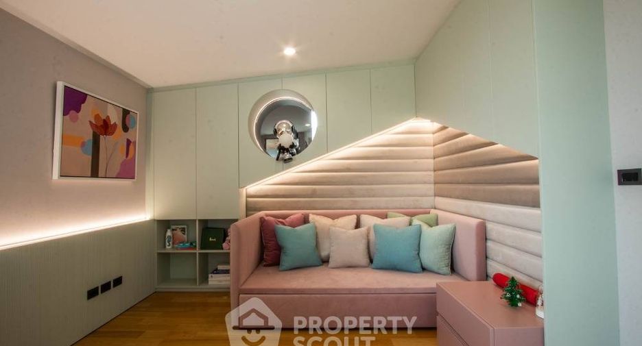 For sale 3 bedrooms house in Saphan Sung, Bangkok