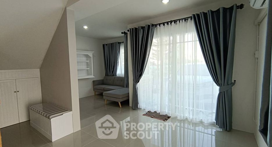 For sale 3 bedrooms house in Huay Yai, Pattaya
