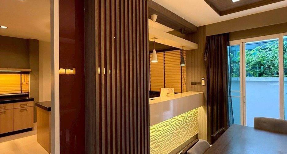 For rent 3 bedrooms house in Saphan Sung, Bangkok