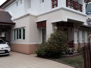 出售 4 卧室 独立屋 在 Mueang Chon Buri, Chon Buri