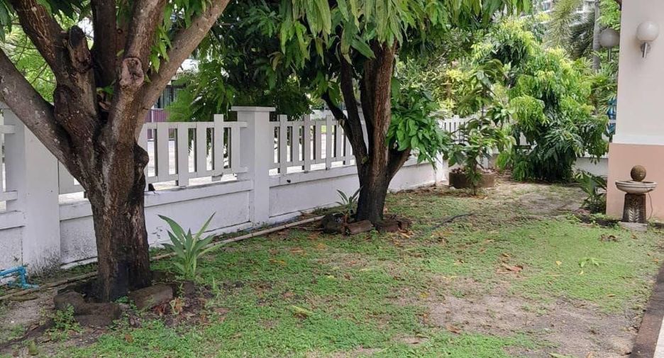 出售 4 卧室 独立屋 在 Mueang Chon Buri, Chon Buri