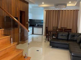 出售 4 卧室 联排别墅 在 Bang Lamung, Chon Buri
