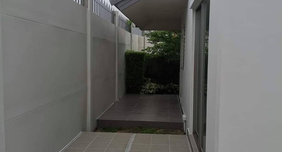 For sale 3 bedrooms house in Mueang Chon Buri, Chonburi