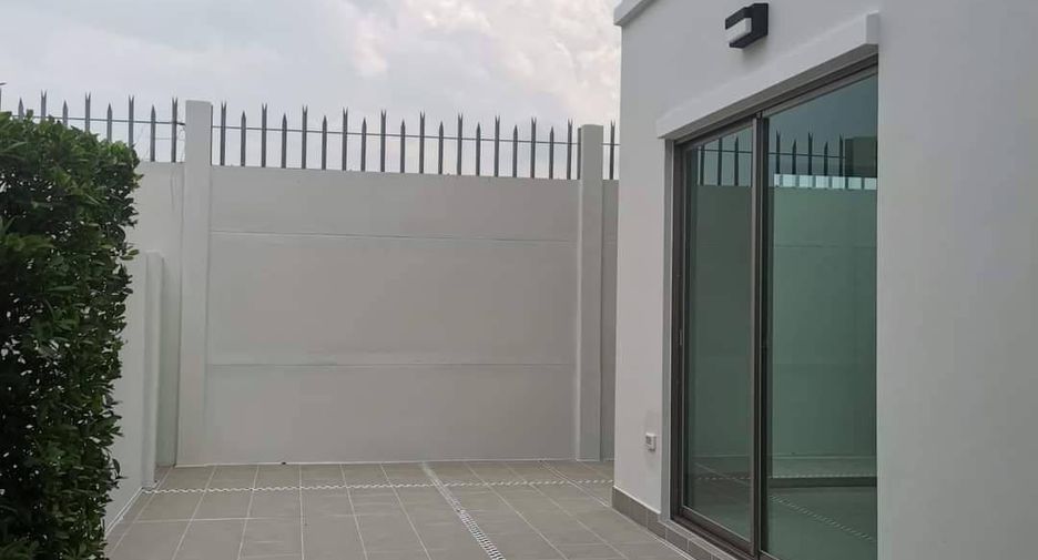 For sale 3 bedrooms house in Mueang Chon Buri, Chonburi